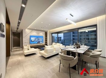 西山龙江金茂府,4室2厅房子出租(整租),租金每月8000元