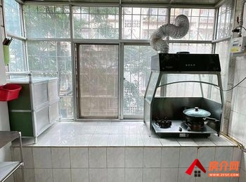 五华安全新村，2室2厅房子出租(整租)，租金每月1800元