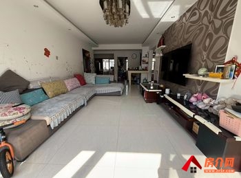 昆明官渡金苑住宅区 4室2厅二手房出售,报价：96.8万元