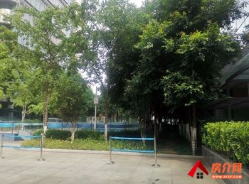 昆明西山云纺片区1580m²商铺出售,参考报价:2100万元