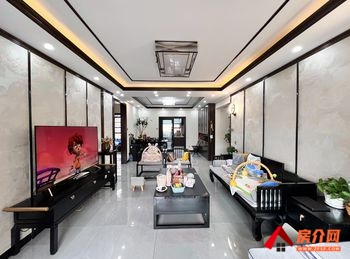 昆明盘龙保利玺樾(樾公馆) 4室2厅二手房出售,报价：173