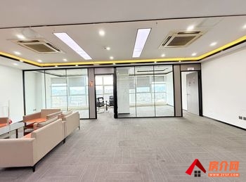 「昆明」世纪中心 >210m²写字楼出租,参考报价:7 「昆明」世纪中心 >210m²写字楼出租,参考报价:7