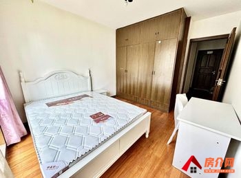 「昆明」官渡元春苑,3室2厅房子出租(合租)，租金每月550