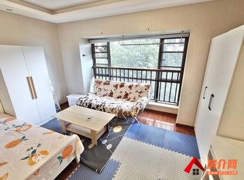 西山中昆医大广场,1室1厅房子出租(合租),租金每月600元