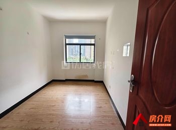 西山未名城(3期)，3室2厅二手房出售,报价：97万元