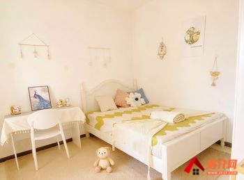 「昆明」五华金泰国际二期凯佩,3室2厅房子出租(合租)，租金