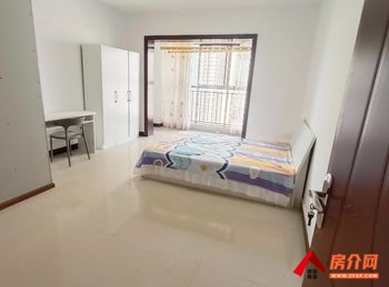 西山碧鸡名城(1期)，3室2厅房子出租(合租)，租金每月55