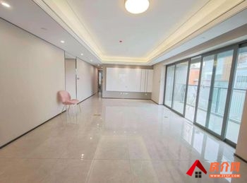 官渡华润悦府，4室2厅二手房出售,报价：250万元