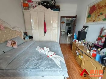 官渡圣世一品,3室2厅二手房出售,报价:65万元 官渡圣世一品,3室2厅二手房出售,报价:65万元