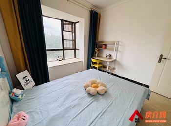 「昆明」西山恒泰滇池名门,3室2厅房子出租(合租),租金每月 「昆明」西山恒泰滇池名门,3室2厅房子出租(合租),租金每月