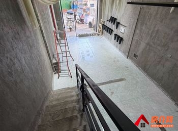 官渡海伦国际81m²商铺出租,参考报价:5589元/月 官渡海伦国际81m²商铺出租,参考报价:5589元/月