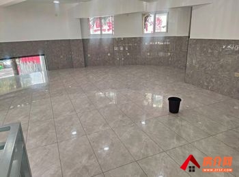 盘龙金殿片区126m²商铺出租,参考报价:5000元/月 盘龙金殿片区126m²商铺出租,参考报价:5000元/月