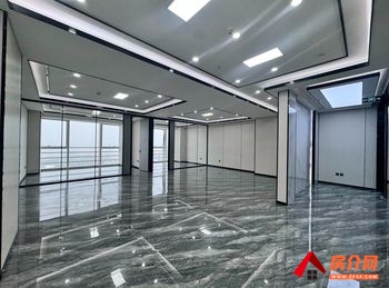 「昆明」和谐广场 >192m²写字楼出租,参考报价:4 「昆明」和谐广场 >192m²写字楼出租,参考报价:4