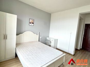 西山碧鸡名城(1期),1室0厅房子出租(合租),租金每月55 西山碧鸡名城(1期),1室0厅房子出租(合租),租金每月55