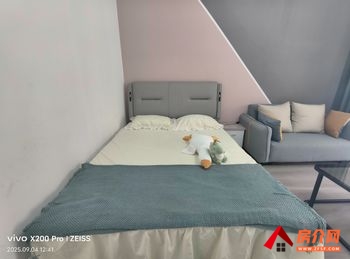 盘龙远洋青云府，3室2厅房子出租(合租)，租金每月700元