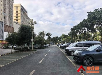 昆明高原明珠商务中心(办公) >225m²写字楼出租，