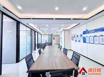 「昆明」嘉仕阁 >260m²写字楼出租，参考报价：78