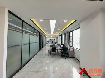 云南广电国际传媒中心(办公) >500m²写字楼出租，