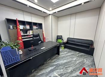 和谐广场 >90m²写字楼出租，参考报价：2700元/