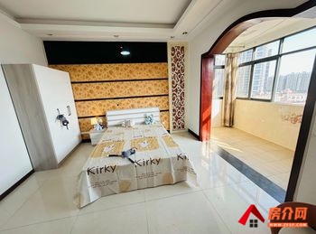 「昆明」西山红庙寺花园,3室1厅房子出租(合租)，租金每月8