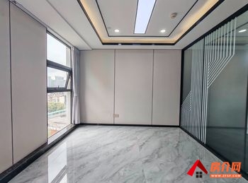 莲花财富中心 >237m²写字楼出租，参考报价：711