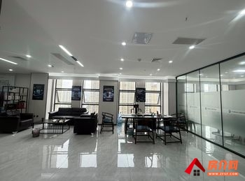 「昆明」中铁云时代广场 >284m²写字楼出租，参考报