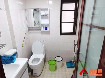 西山盛高大城(1期),1室2厅房子出租(整租),租金每月15 西山盛高大城(1期),1室2厅房子出租(整租),租金每月15