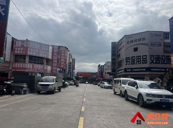 昆明官渡世纪城196m²商铺出售,参考报价:146万元 昆明官渡世纪城196m²商铺出售,参考报价:146万元