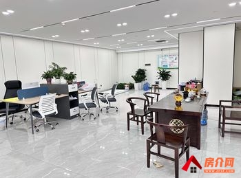 云投中心 >230m²写字楼出租,参考报价:5750元 云投中心 >230m²写字楼出租,参考报价:5750元