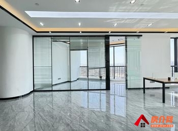 昆明银都汇商务中心 >150m²写字楼出租，参考报价：