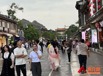 「昆明」五华南屏街片区40m²商铺转让,参考报价:面议