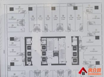 万彩城 >238m²写字楼出售，参考报价：154万元