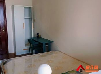 呈贡七彩云南第壹城，3室2厅房子出租(合租)，租金每月500