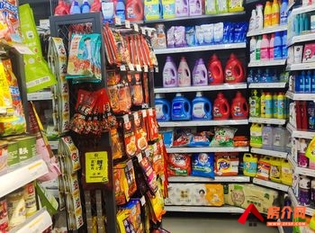 官渡新亚洲体育城165.6m²商铺出售，参考报价：130万元