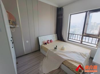 西山金地玖悦府悦境，3室2厅房子出租(合租)，租金每月600