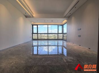 （山海湾金澜锦翠小区二手房）官渡山海湾金澜锦翠，4室2厅二手