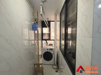 五华金泰国际一期，3室2厅房子出租(整租)，租金每月2400