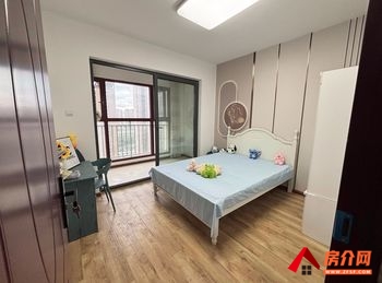 「昆明」官渡蓝光水岸公园,3室2厅房子出租(合租),租金每月 「昆明」官渡蓝光水岸公园,3室2厅房子出租(合租),租金每月