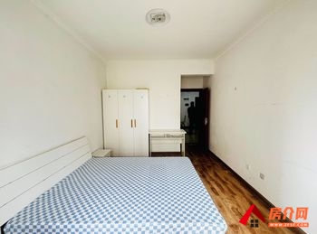 昆明官渡金马腾苑 3室1厅房子出租(合租)，租金每月700元