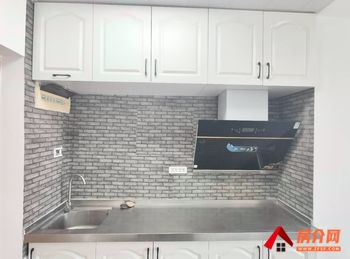 昆明西山绿地大城天地 1室1厅房子出租(整租)，租金每月13