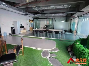 万达广场(南塔) >245m²写字楼出售，参考报价：1