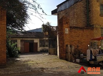 盘龙茨坝926m²厂房出租，参考报价：面议