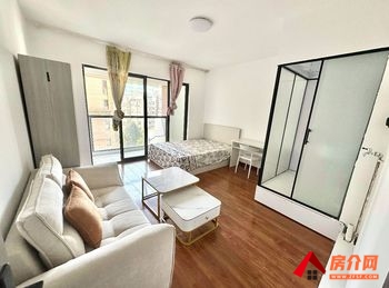 盘龙昆明广场中央(B区)，1室0厅房子出租(合租)，租金每月