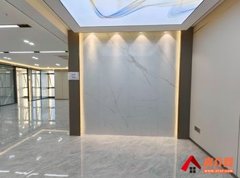 螺蛳湾中心 >252m²写字楼出租，参考报价：面议