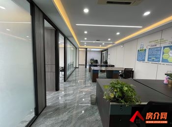 欣都龙城写字楼 >220m²写字楼出租，参考报价：88