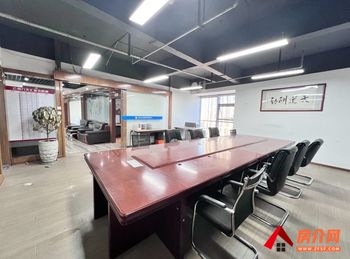 滇池时代广场 >304m²写字楼出租，参考报价：面议