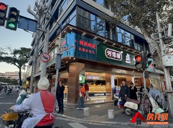 「昆明」西山金碧片区80.67m²商铺出售,参考报价:70万 「昆明」西山金碧片区80.67m²商铺出售,参考报价:70万