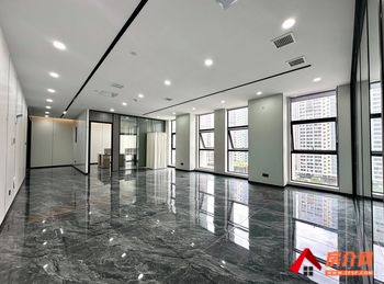 中铁云时代广场 >226m²写字楼出租，参考报价：58