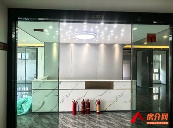 滇池柏悦(办公) >547m²写字楼出租，参考报价：面