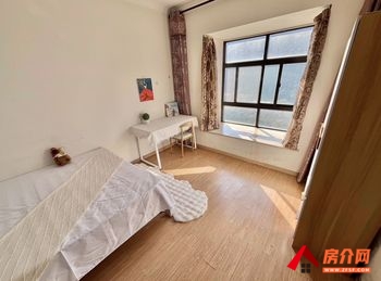 昆明五华春城慧谷(西区) 3室2厅房子出租(合租)，租金每月